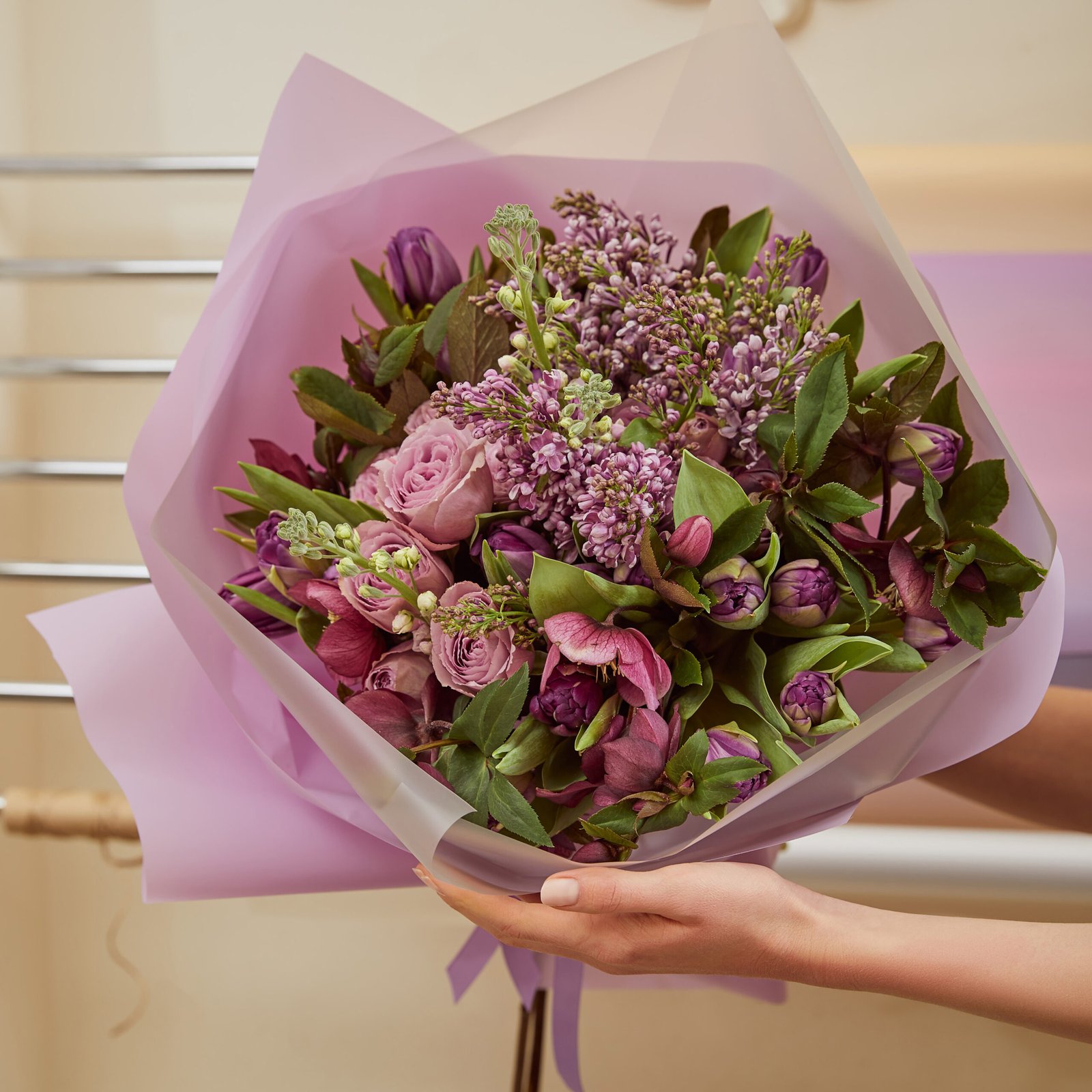 Lilac and roses floral arrangement by Elandra flowers, best flower shop in Dubai
